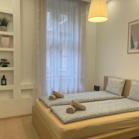 Szechenyi Renovated 2Br At Danube River Budapeste Exterior foto